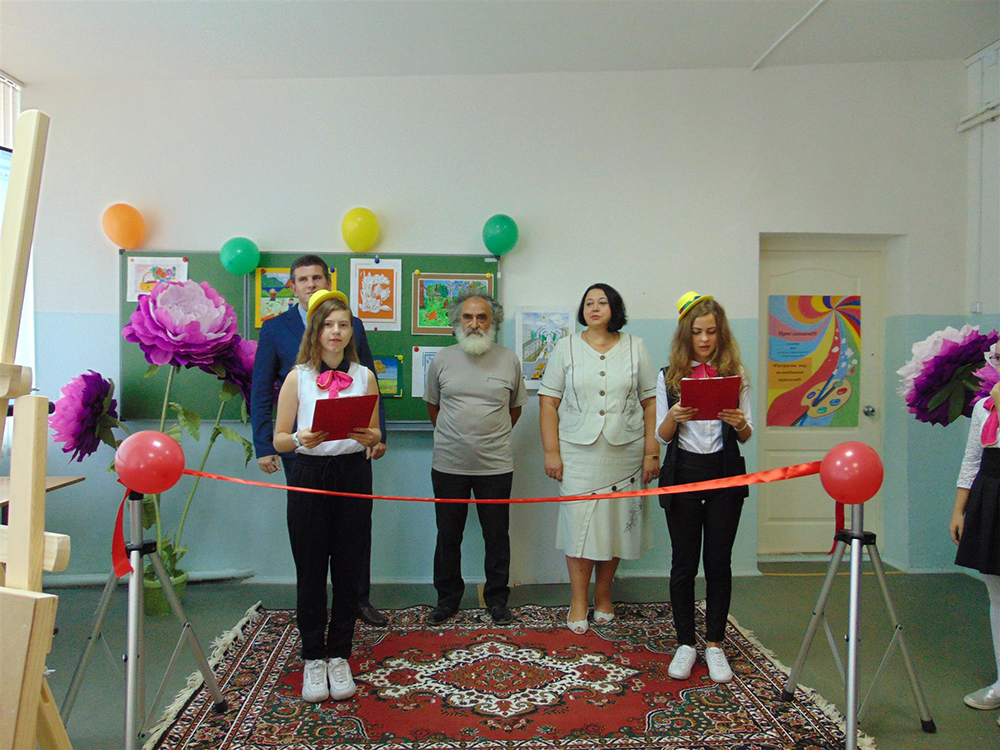 В Железногорске появилась коворкинг-студия по рисованию для детей с ОВЗ